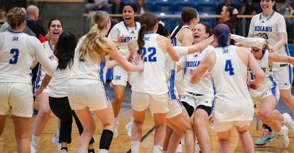 Lady Indians nip Casper to advance in tourney