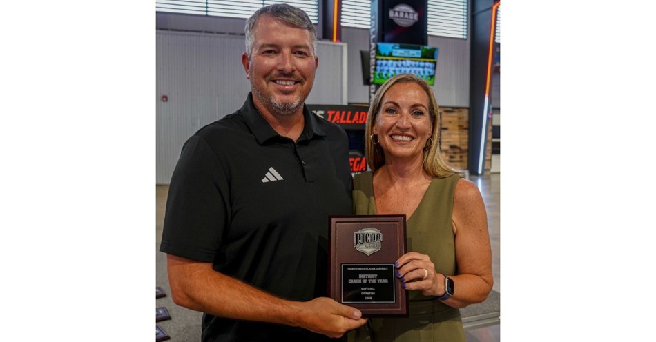MCC's Mendenhall receives district Coach of the Year award