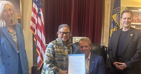 Gov. Pillen Signs Legislation Protecting Kids From Big Tech