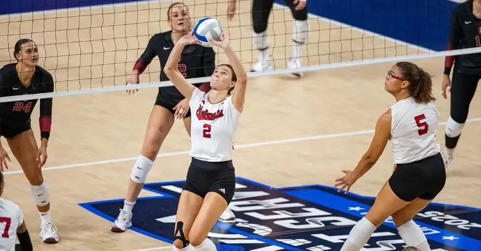 Three Huskers Earn Big Ten Weekly Honors